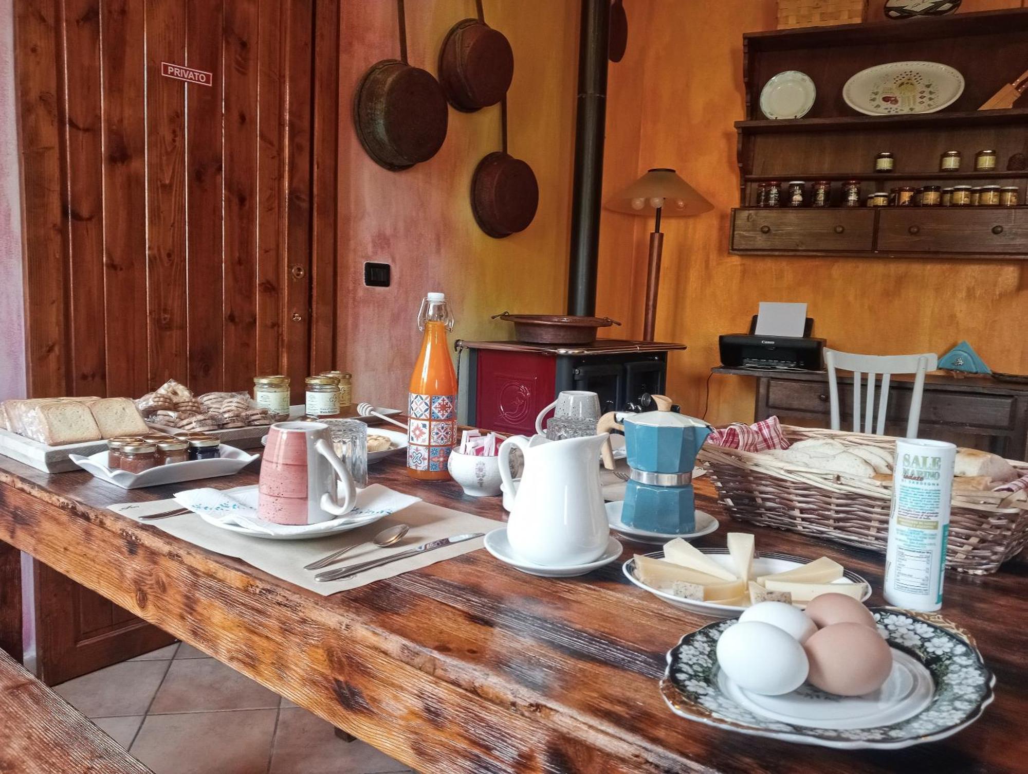 Locanda D'Ogliastra, Triei ภายนอก รูปภาพ